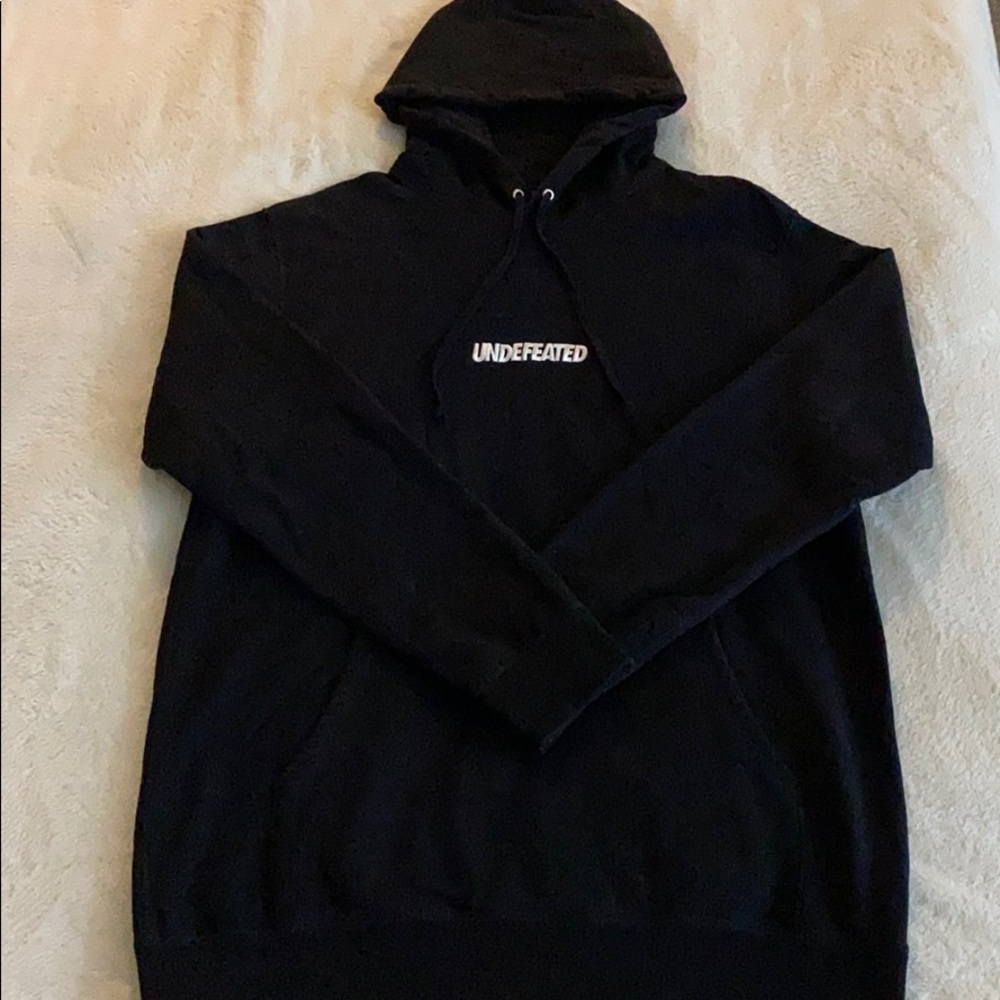 UNDEFEATED hoodie